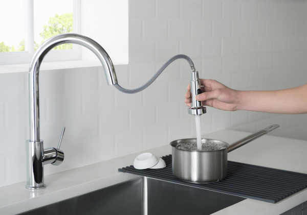 Смеситель для кухни с выдвижной лейкой Timo Saona хром 2316/00FL